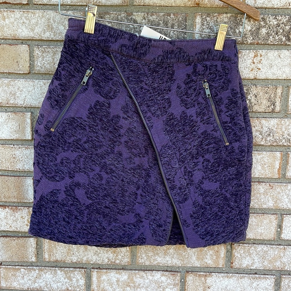 NWT Urban Outfitters purplish zipper and crush velvet design size S